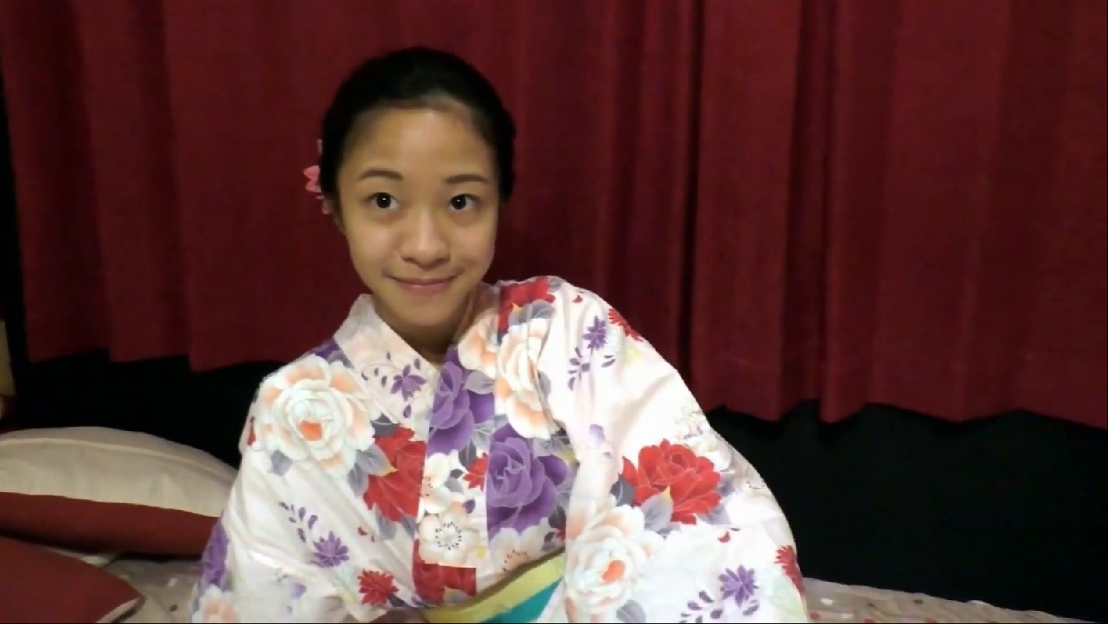 和服少女深喉颜射如此激情